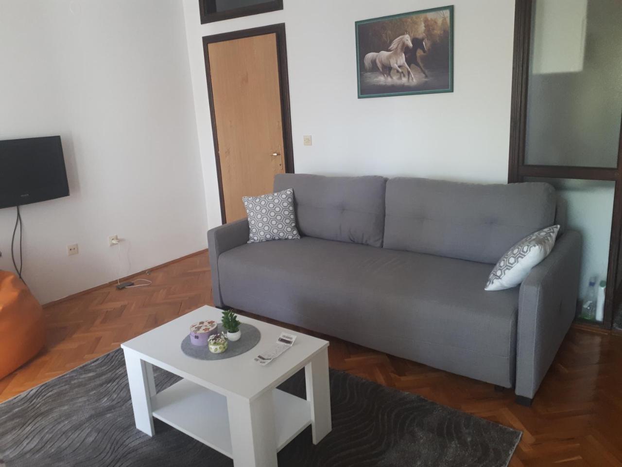 Apartment Tijana Sutomore Exterior photo