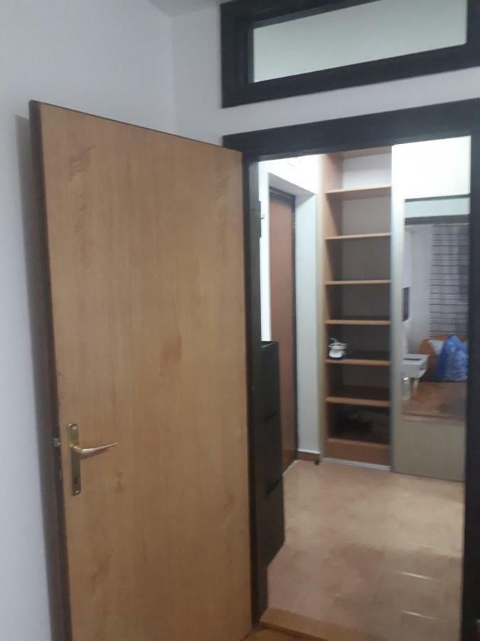 Apartment Tijana Sutomore Exterior photo